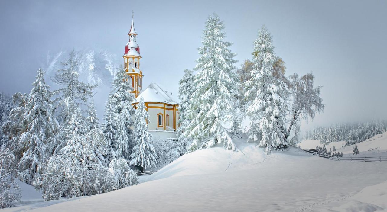 Parkhotel Matrei Matrei am Brenner Bagian luar foto