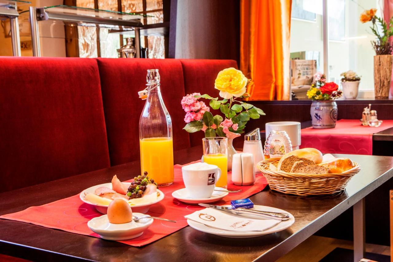 Parkhotel Matrei Matrei am Brenner Bagian luar foto