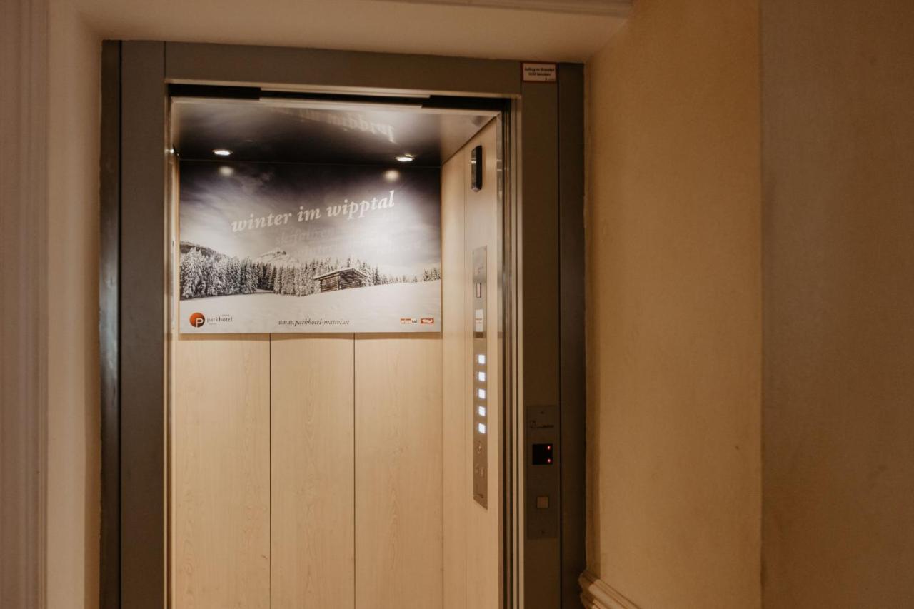 Parkhotel Matrei Matrei am Brenner Bagian luar foto