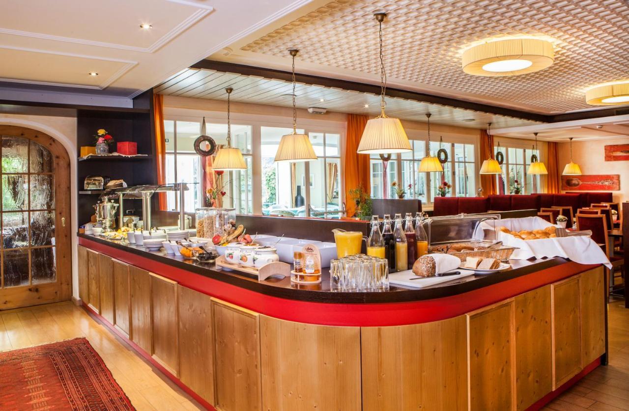Parkhotel Matrei Matrei am Brenner Bagian luar foto