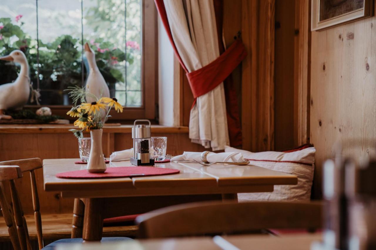 Parkhotel Matrei Matrei am Brenner Bagian luar foto