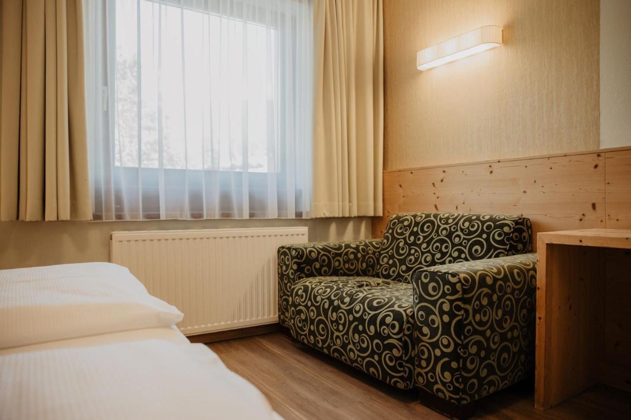 Parkhotel Matrei Matrei am Brenner Bagian luar foto
